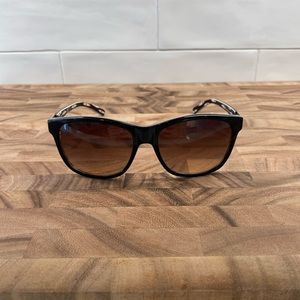 Tory Burch sunglasses with patterned inside